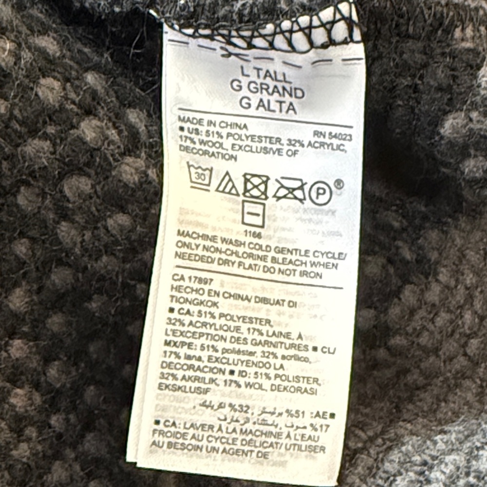 Old Navy Black and Gray Checkered Sweater Coat Size Large Tall - Picture 6 of 6
